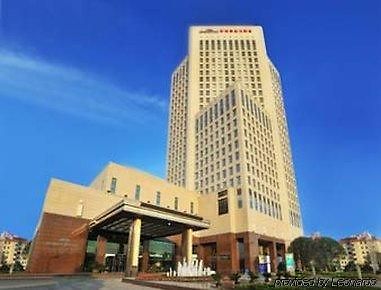 Howard Johnson Plaza Waigaoqiao 上海市 エクステリア 写真