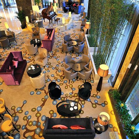 Howard Johnson Plaza Waigaoqiao 上海市 インテリア 写真